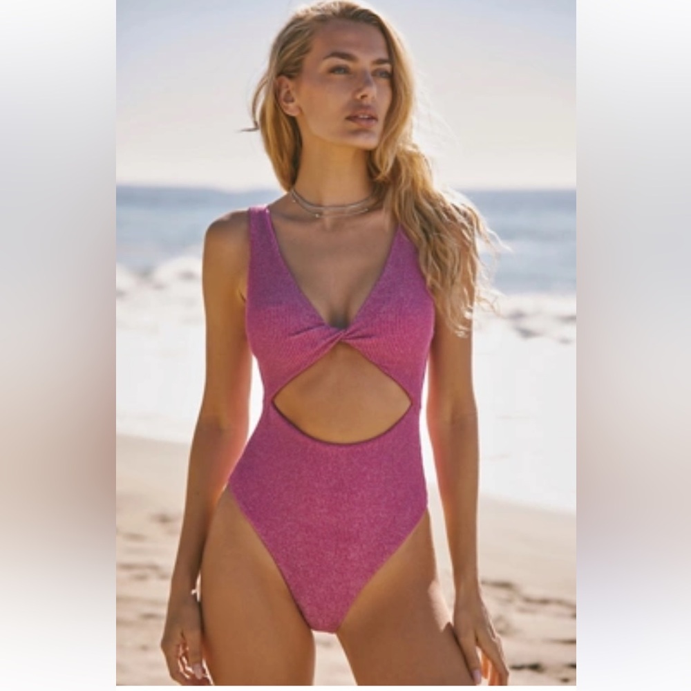 Maaji•Maracuja Pink Shimmer  One Piece Swim
